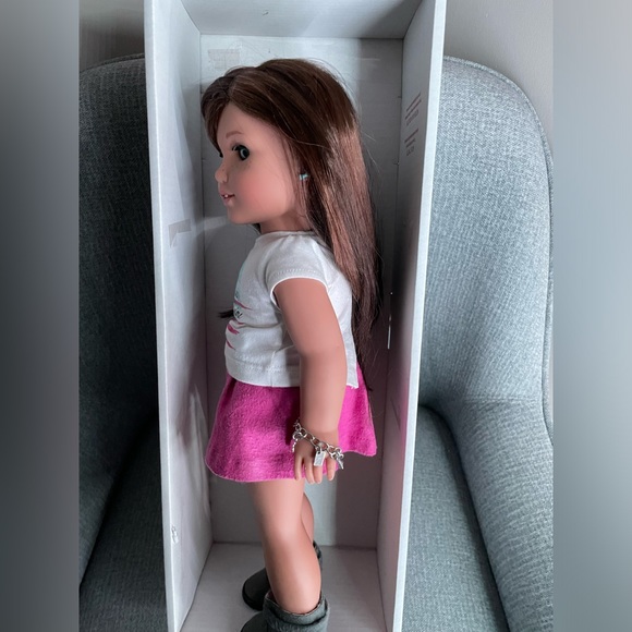 American Girl Grace Thompson doll of the year 2015 - Picture 2 of 3